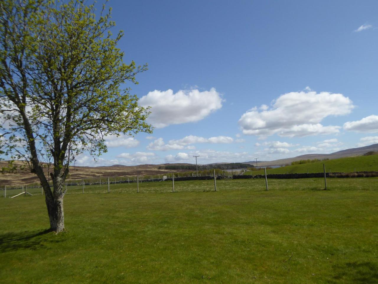 Altnaharra Hotel Lairg Esterno foto